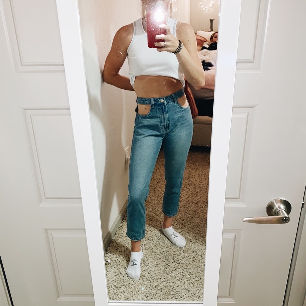 Momokrom cut out pocket jeans